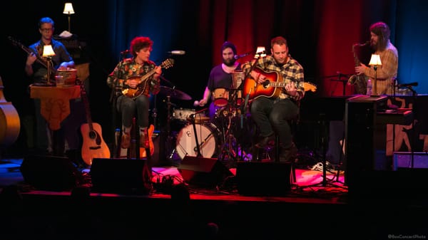 Photos + Review | Deer Tick + Mutual Benefit @ Somerville Theatre